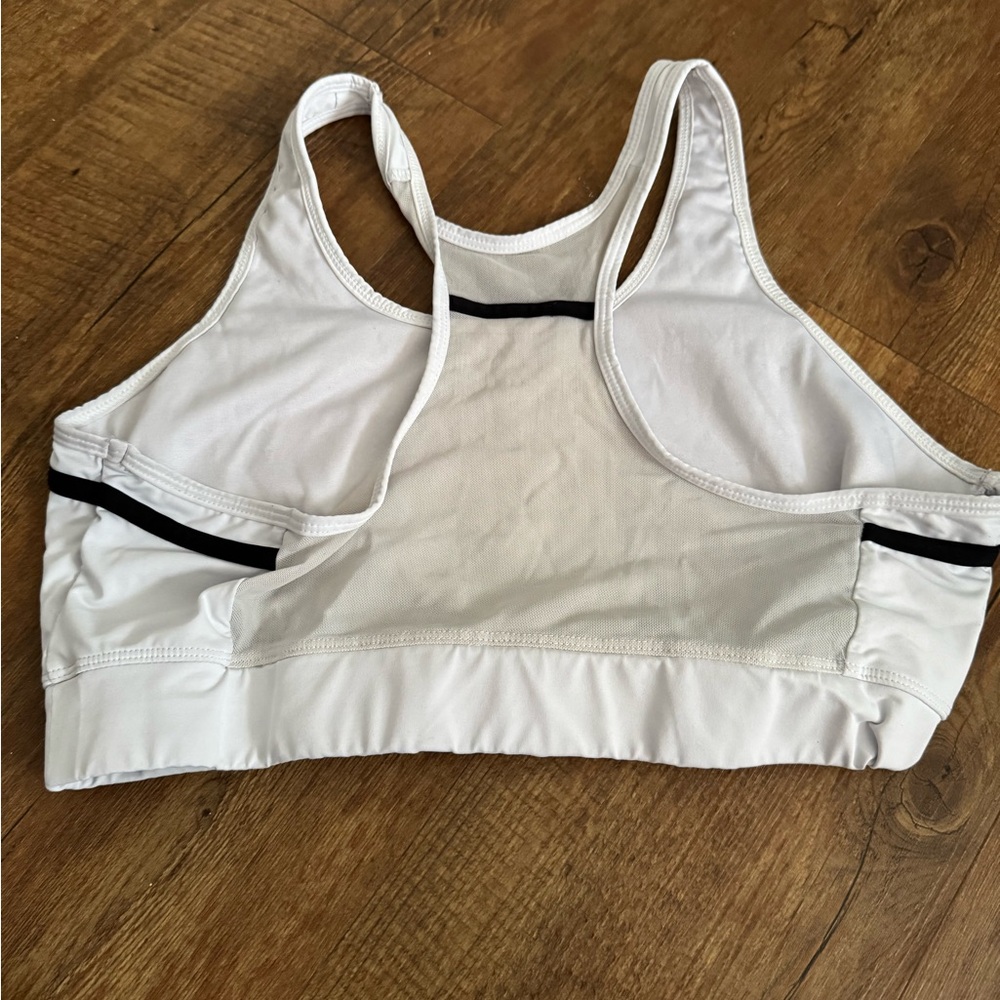 SHEIN Black and White Racerback Sports Bra - Picture 3 of 5
